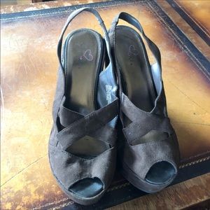 Strappy platform sandals, 9 1/2